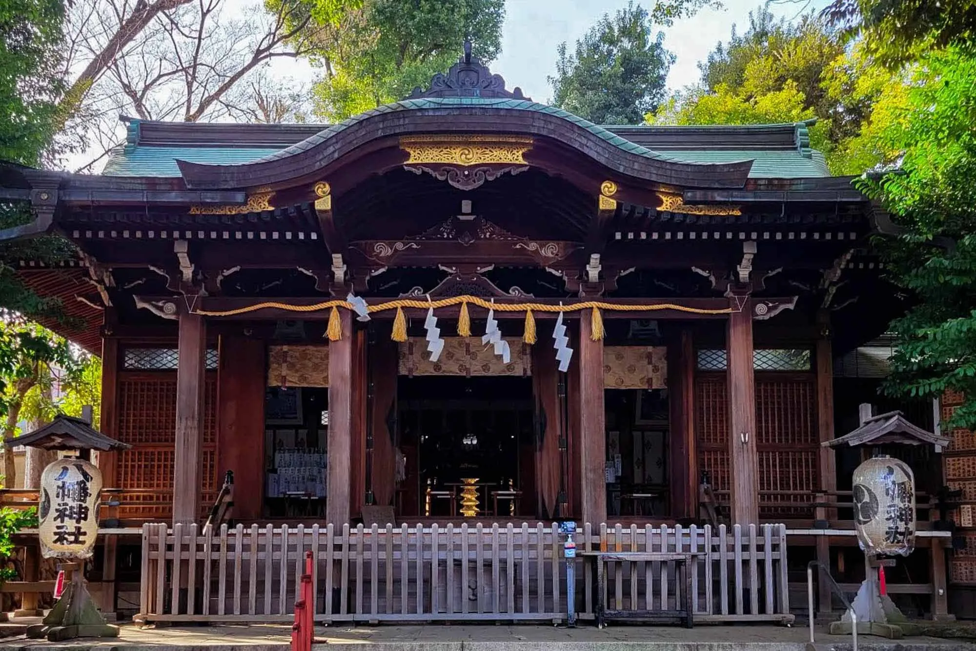 Il santuario Nakameguro Hachiman